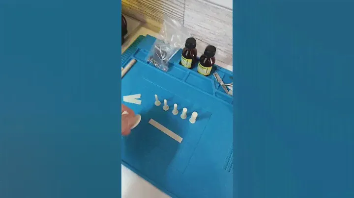 Белый фотополимер очень капризный! Или как из белого получить не понятно что. Мой косяк, исправлюсь!
